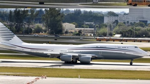Tổng thống Trump nhận chuyên cơ xa hoa từ Qatar