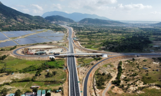 Cao tốc Nha Trang - Cam Lâm: Công trình 7.600 tỷ đồng tiên phong ứng dụng công nghệ mới, hiện đại bậc nhất