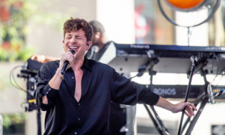 Charlie Puth sẽ có màn kết hợp với 1 ngôi sao Vpop tại siêu nhạc hội 8Wonder?