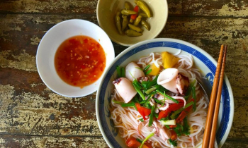 Nha Trang có món bún tua rua sần sật cực hấp dẫn “ăn là ghiền, thử là mê”