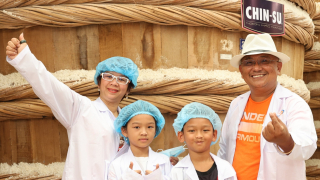 Trải nghiệm khám phá thùng nước mắm \'khủng”