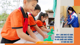Thực trạng nhà vệ sinh học đường - ám ảnh của con trẻ và hành động của Quỹ Vì Tầm Vóc Việt