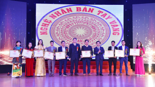 Chương trình tổng kết phong trào thi đua yêu nước năm 2023 với chủ đề “Vinh quang trí tuệ bàn tay vàng – Tự hào thương hiệu Việt Nam”
