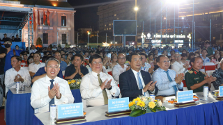 Khai mạc Liên hoan du lịch biển Nha Trang