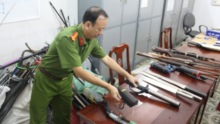 Triển khai thi hành Luật Quản lý, sử dụng vũ khí, vật liệu nổ và công cụ hỗ trợ