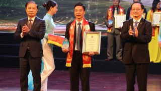 Nỗ lực, tâm huyết góp phần để cuộc sống nông dân ngày một thịnh vượng