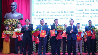 Bến Tre ký kết hợp tác, đầu tư 30 dự án với số vốn hơn 300.000 tỷ đồng
