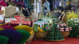 Đa dạng các sản phẩm nông nghiệp tại Lễ hội Sắc màu di sản