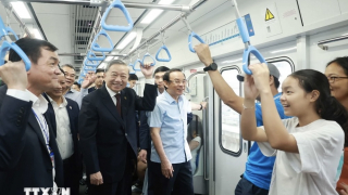 Tổng Bí thư Tô Lâm trải nghiệm thực tế Tuyến Metro Bến Thành-Suối Tiên