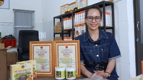 Cô gái 33 tuổi lấy bằng điều dưỡng, khởi nghiệp nông sản, giờ có trong tay tận 2 sản phẩm OCOP