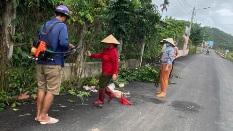 Không chỉ dọn rác: Người dân xã Tuy Phước còn biến rác nhà bếp thành phân bón, chung tay xây dựng làng quê đáng sống
