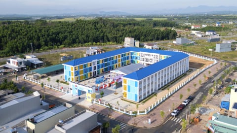 'Đại gia' thép Hòa Phát chi 42 tỷ đồng xây trường học 'đẹp nhất nhì' KKT Dung Quất
