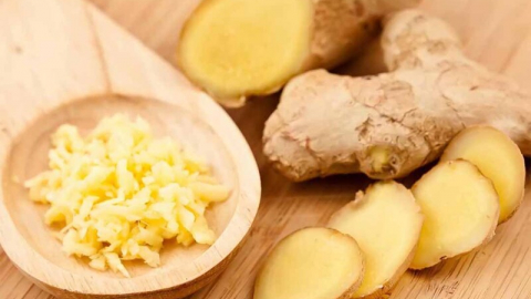 Công dụng thần kỳ của nước gừng tươi trong việc giảm cholesterol, giảm cân
