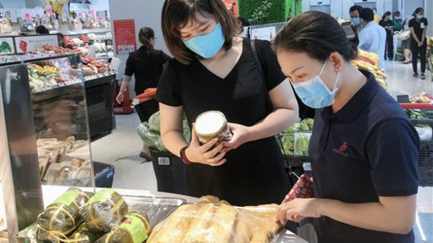 TP.HCM: Nhà bán lẻ tung chính sách bình ổn giá mùa sắm Tết
