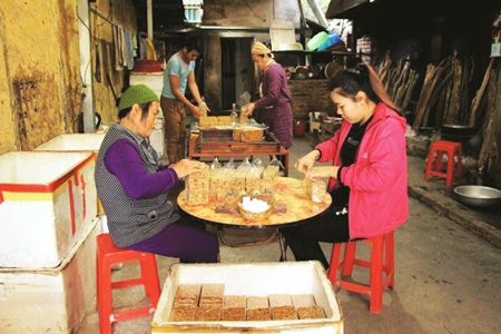 Bánh “khẩu sli Nà Giàng”: Đặc sản đậm hương vị Tết ở Hà Quảng, Cao Bằng