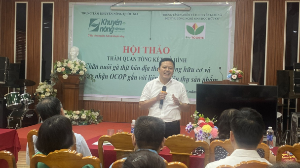 “Lợi ích kép” từ chăn nuôi gà sử dụng công nghệ sinh học
