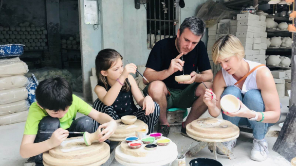 Hà Nội phát triển du lịch làng nghề, gắn kết sản phẩm thủ công mỹ nghệ