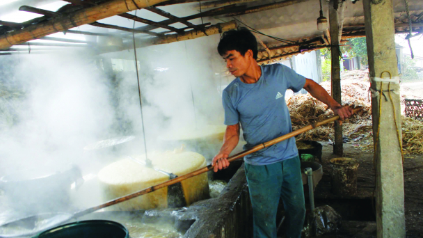 Hương vị Tết còn mãi trong giọt mật mía xứ Thanh