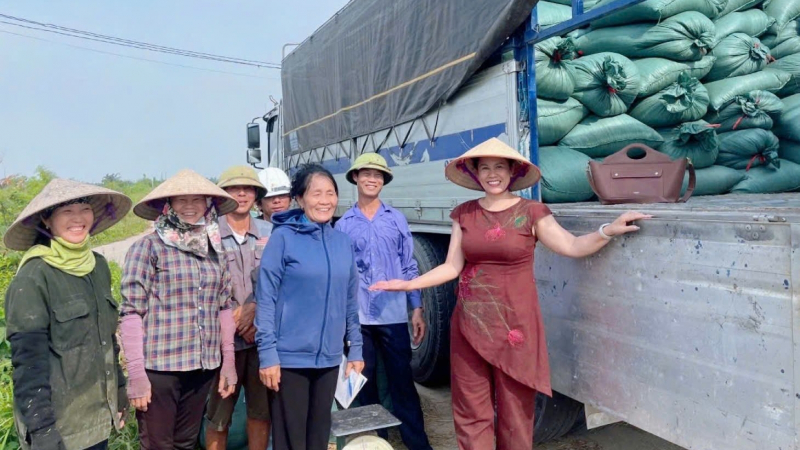 CEO Bảo Minh Bùi Thị Hạnh Hiếu chỉ ra sức mạnh của mô hình liên kết các nhà để nông dân không còn lo 'mất giá'