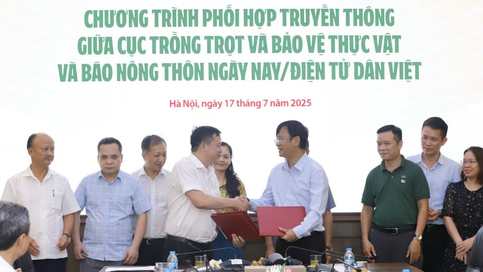 Báo NTNN/Dân Việt ký hợp tác với Cục Trồng trọt & BVTV, tạo cú hích mới cho nông nghiệp 4.0