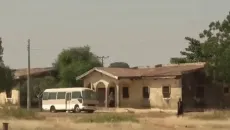 Nhóm vũ trang xông vào trường học ở Nigeria, sát hại giáo viên