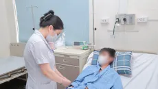 Phẫu thuật thành công cho trẻ lõm ngực lệch tâm tại Bệnh viện E