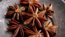 Cơn sốt mua hoa hồi làm thảo dược, thị trường nội địa tăng nhiệt mạnh