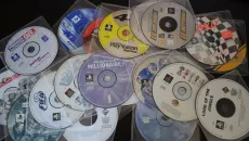 [GALLERY] Sony khai tử đĩa game, kỷ nguyên PlayStation khép lại