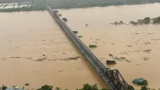 Các địa phương miền Bắc chuẩn bị ứng phó mưa lũ, cảnh báo sạt lở đất