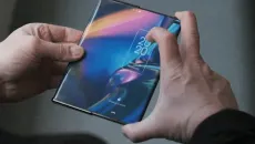 [GALLERY] Samsung tăng tốc điện thoại màn hình cuộn, smartphone sắp đổi đời?