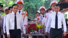 Thủ tướng Lê Minh Hưng: Đẩy mạnh ứng dụng khoa học để tìm kiếm, quy tập hài cốt liệt sĩ tại TP HCM