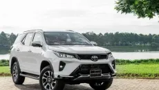 Toyota Fortuner tại Việt Nam cắt bản máy dầu, bản máy xăng từ 1,19 tỷ