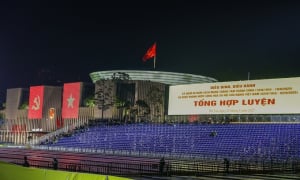 Chùm ảnh: Các lực lượng tổng hợp luyện diễu binh, diễu hành tại Quảng trường Ba Đình
