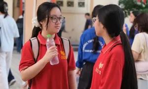 Điểm chuẩn tuyển sinh lớp 10 tại các trường chuyên Hà Nội giảm nhẹ