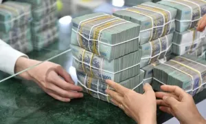 [SPOTLIGHT] Doanh nghiệp rút 166.000 tỷ khỏi ngân hàng, dân cư đổ gửi tiết kiệm