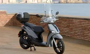 Piaggio triệu hồi loạt xe ga Liberty 50 lỗi đèn pha gây nguy hiểm