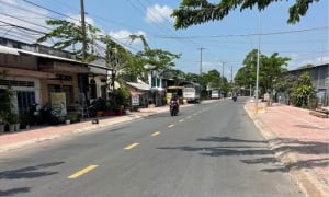Hai gói thầu hơn 14 tỷ rơi vào tay Minh Mẫn trong một ngày