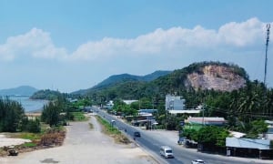 Gói thầu xây Bãi đỗ xe hơn 4 tỷ tại Hà Tiên: 2 lần mời thầu, vẫn 01 liên danh