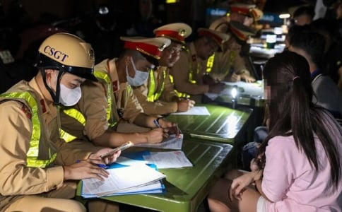 Đề xuất tăng mức phạt tiền vi phạm giao thông cao gấp đôi