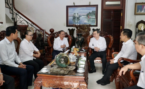 Đồng chí Nguyễn Thanh Nghị thăm tướng lĩnh công an, quân đội dịp 27-7