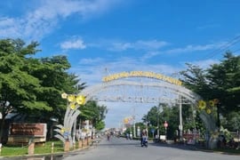 Long An: Cơ giới Nam Long được chỉ định 2 gói xây lắp