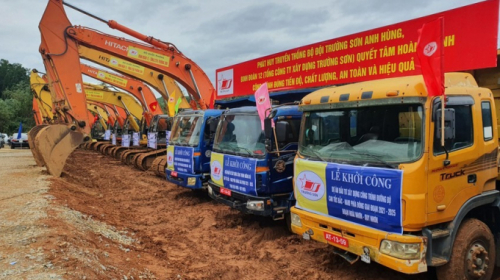 12 dự án thành phần cao tốc Bắc - Nam đồng loạt khởi công