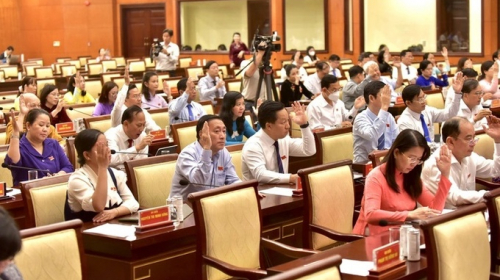 TP.HCM thông qua đề án thu phí vỉa hè, lòng đường, áp dụng từ 1-1-2024