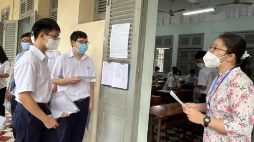 TP.HCM dừng tuyển lớp 10 không chuyên trong các trường chuyên