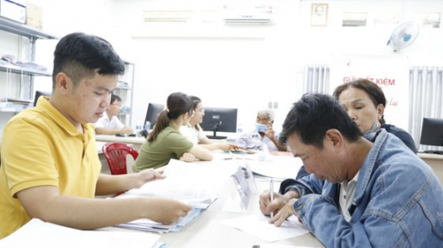 Chủ tịch UBND TPHCM đốc thúc tiến độ giải ngân vốn các dự án lớn