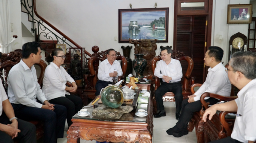 Đồng chí Nguyễn Thanh Nghị thăm tướng lĩnh công an, quân đội dịp 27-7