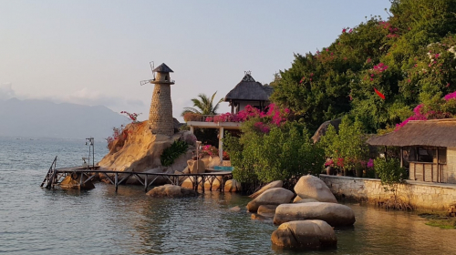 Chuỗi nhà hàng, khu du lịch đóng cửa do dịch bệnh, ông chủ Ngọc Sương cũng bị ngân hàng rao bán khoản nợ 121 tỷ đồng