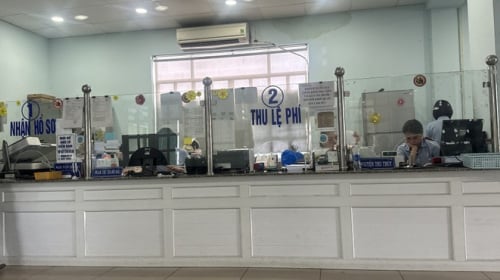 Bắt phó giám đốc trung tâm đăng kiểm lớn nhất Đồng Nai