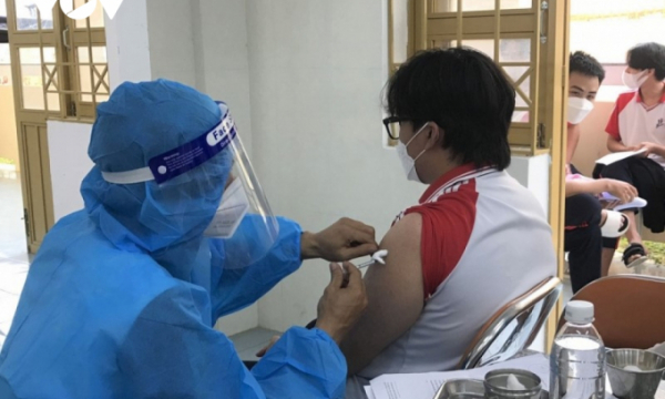 Tiêm vaccine phòng COVID-19 cho gần 66.000 trẻ từ 12 đến 17 tuổi ở Kon Tum