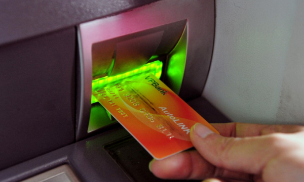 Người dân có thể mở thẻ ATM online từ năm sau